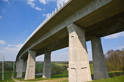 Autobahnbrücke in Oberfranken © fotografci