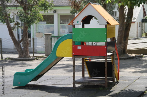 aire de jeu de maternelle