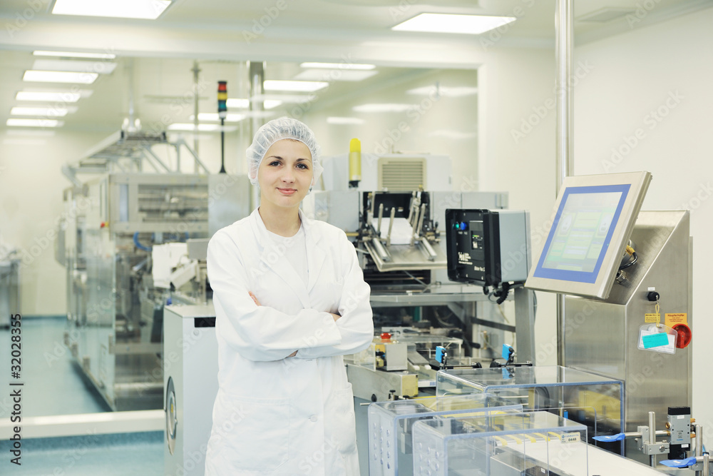 Obraz premium woman worker in pharmacy company