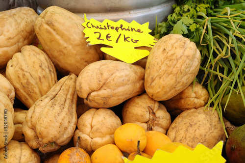 christophines au marché photo