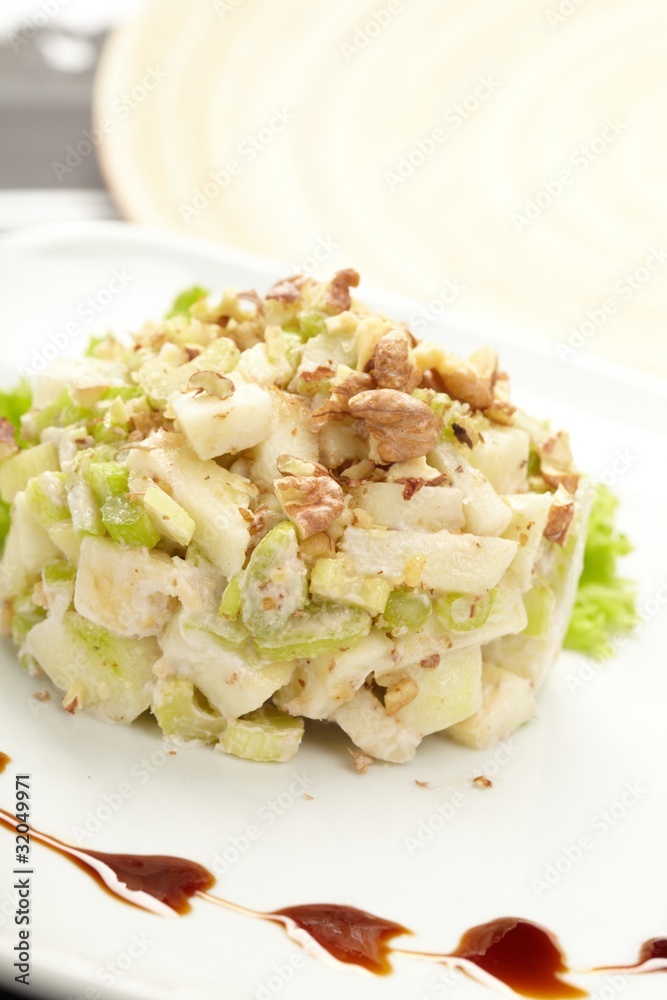 Salad from green apples