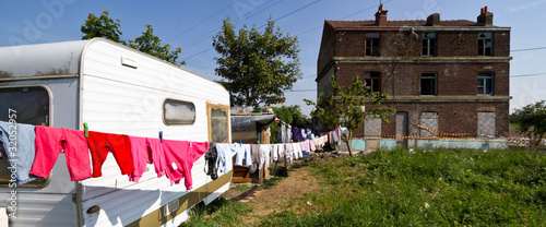  Camp de migrants Roms Squat  photo