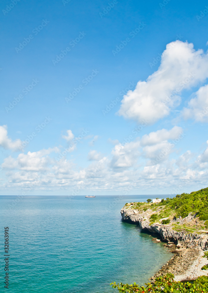 Fototapeta premium Cape of the island submitted to the sea