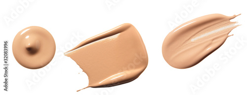 makeup concealer smears