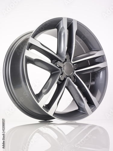 aluminum wheel