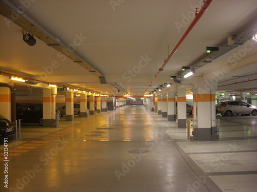 Parking Centre Commercial le Millénaire