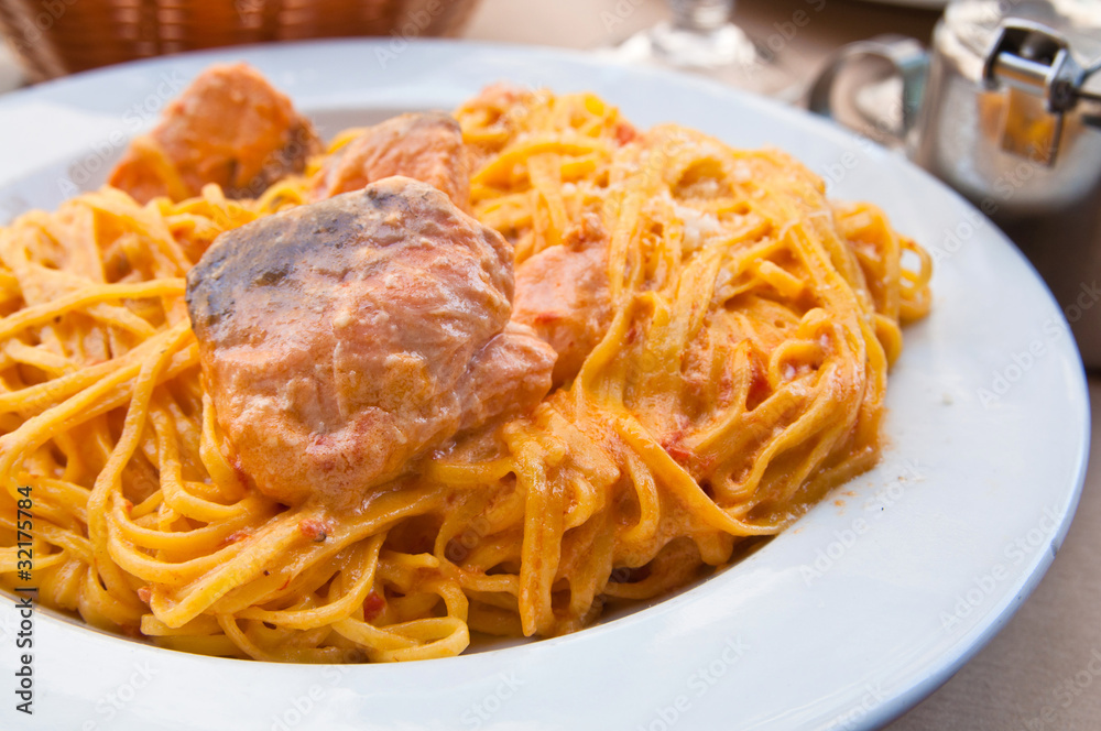 pasta and smoked salmon