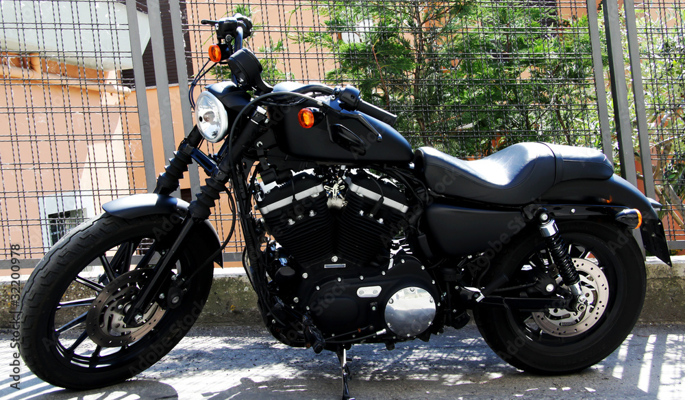 Fototapeta premium motocicletta custom nera