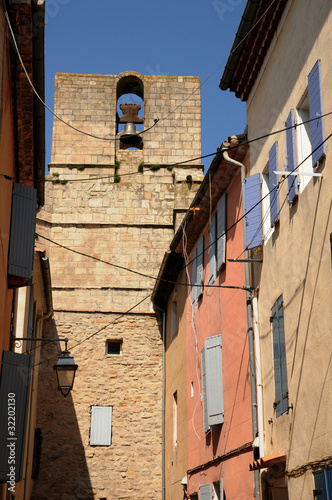 l’église de Trets en Provence photo