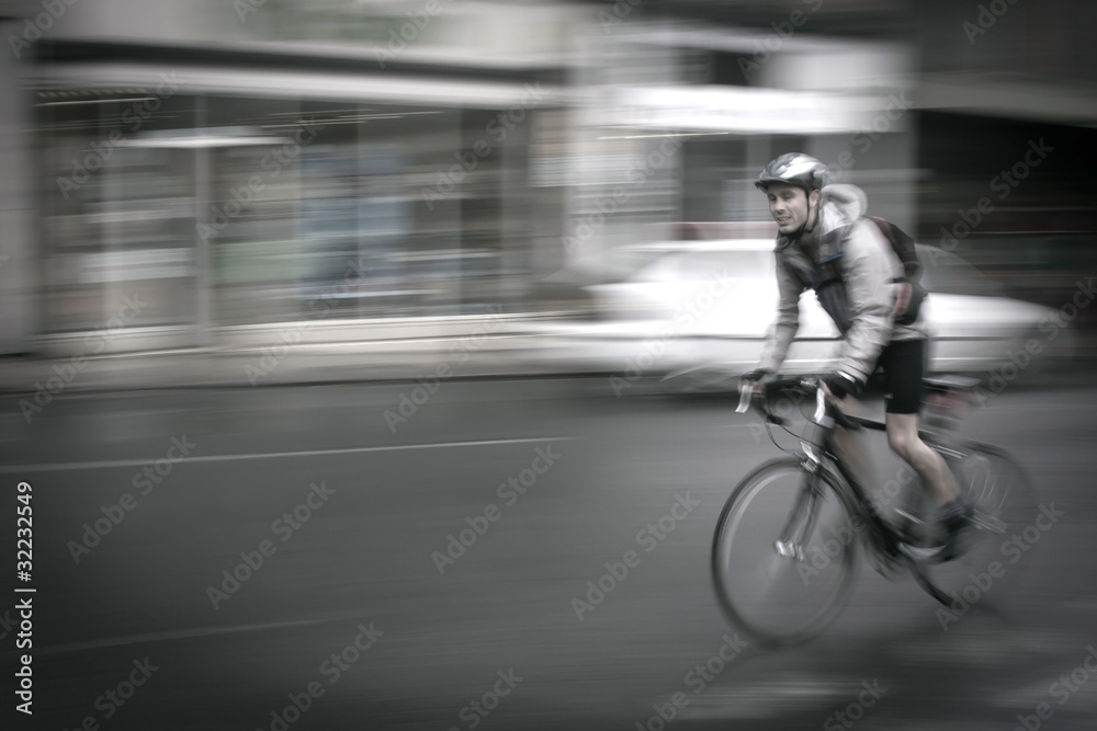 Naklejka premium Bicycle man in the sreet
