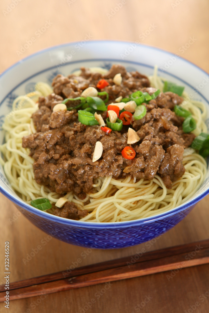 Dan Dan Noodle Dan Dan Noodle
