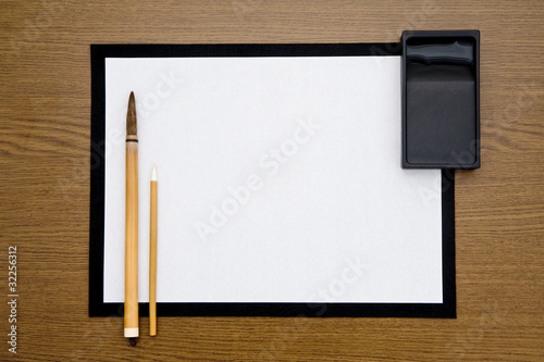 фотографія 半紙と筆と硯の書道セット