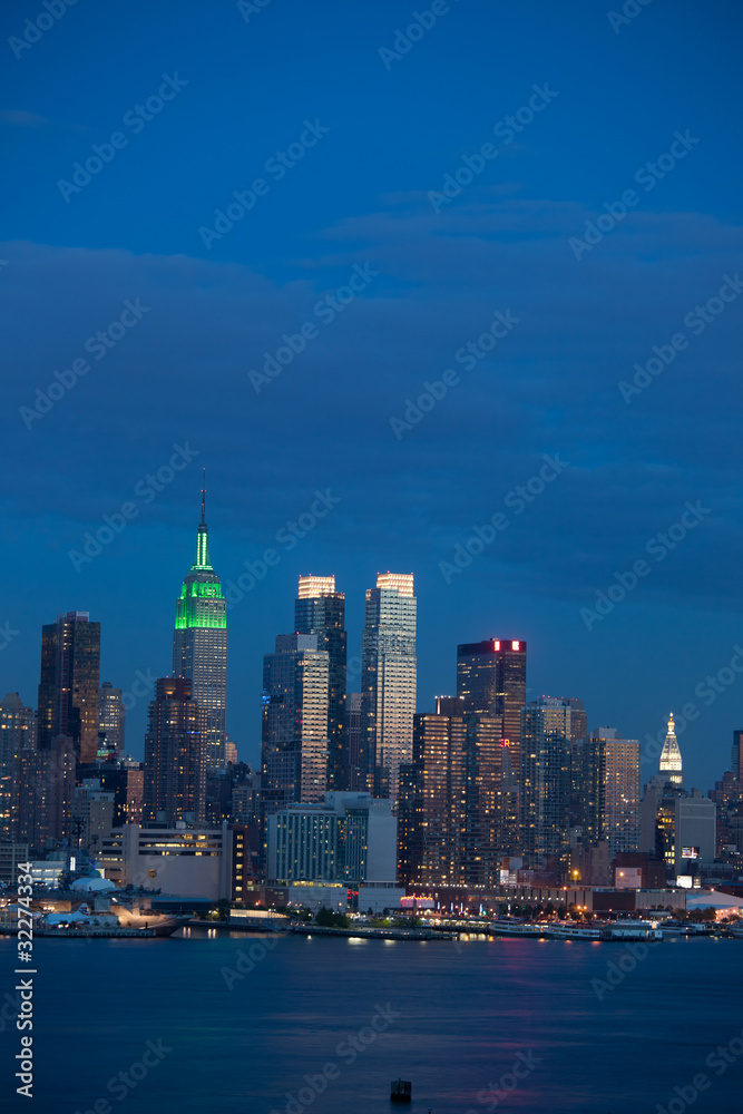 NEW YORK. may 2011. MidTown Manhattan view from Jersey City(Port