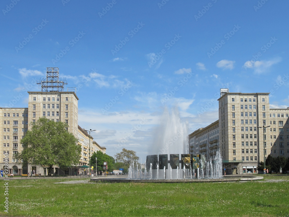 Naklejka premium berlin strausberger platz