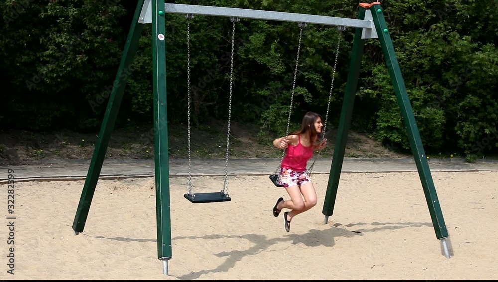 Swinging Swinging