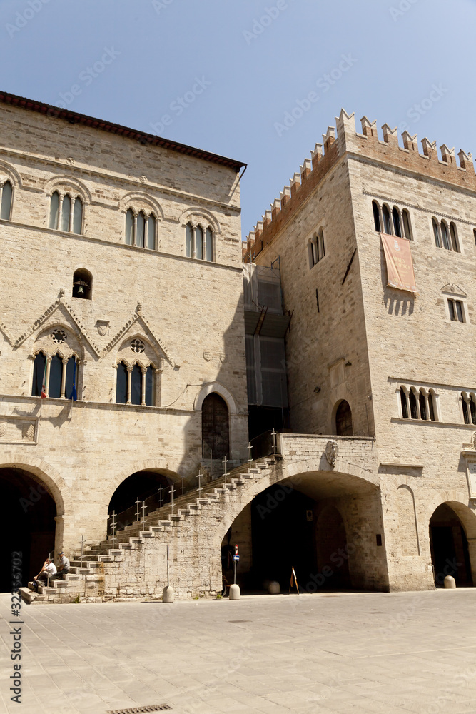 Palazzo del Capitano; Todi; piazza del Popolo; Umbria