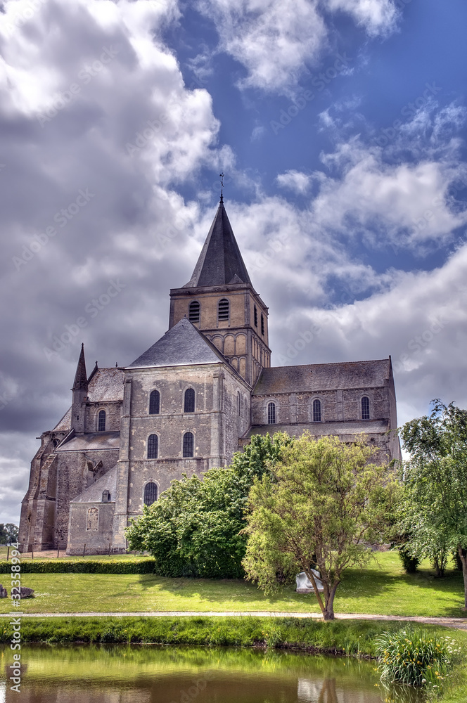 HDR de l'abbaye de Cerisy-La-Forêt HDR de l'abbaye de Cerisy-La-Forêt