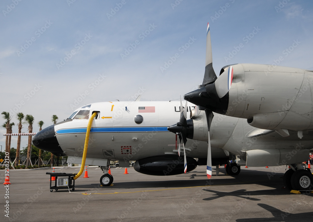 Hurricane hunter airplane Hurricane hunter airplane