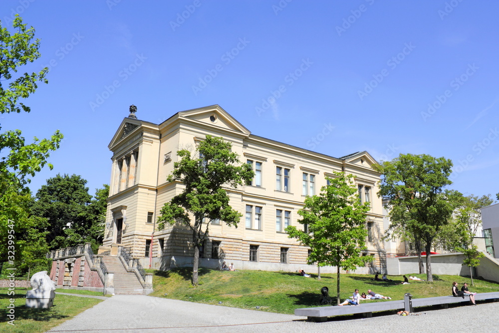 Martin-Luther-Universität Robertinum Martin-Luther-Universität Robertinum