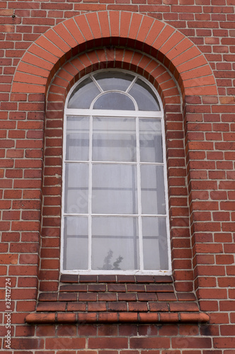 Rundbogen-Sprossenfenster