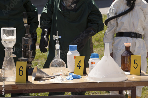 Obraz na plátně illegal drug lab