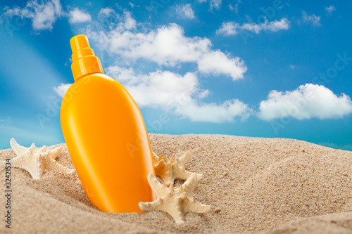 Summer sunbath - suntan oil