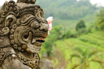 Ingelijste posters Indonesië Traditionele Balinese tempelarchitectuur  © Rafal Cichawa