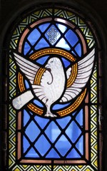 Leinwandbilder Buntglas Friedenstaube Glasfenster Friedhof Passy  © Atlantis
