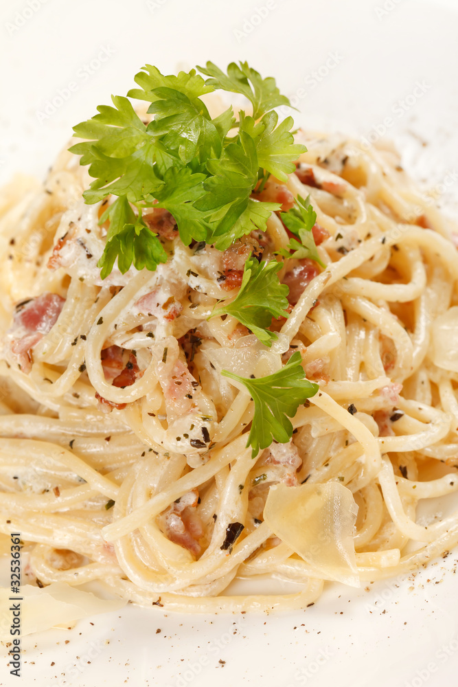 spaghetti carbonara