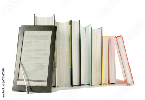 Obraz na płótnie Row of printed books with electronic book reader w salonie