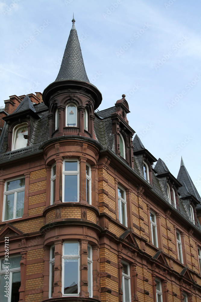 historisches Eckgebäude in Heidelberg