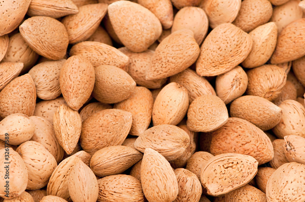 Almonds Almonds