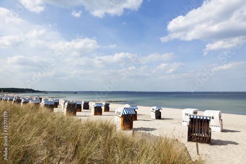 Fototapeta Naklejka Na Ścianę i Meble -  Strandkörbe an der Ostsee
