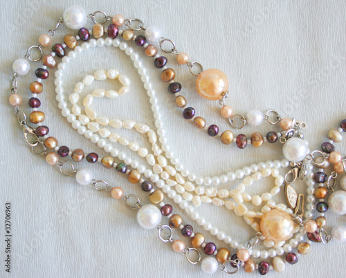 pearl beads
