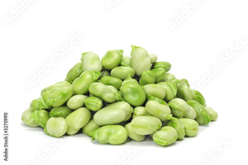 broad beans photo