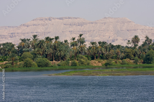 A Nile river bank, Egypt © fadamson