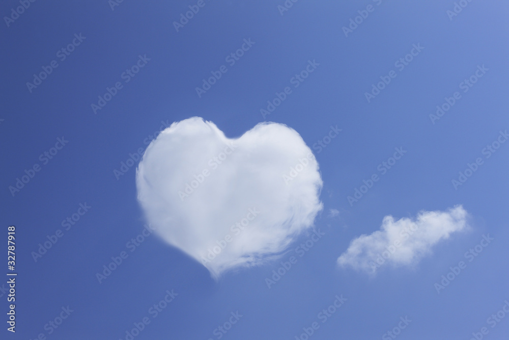ハートの雲 Images – Browse 69 Stock Photos, Vectors, and Video