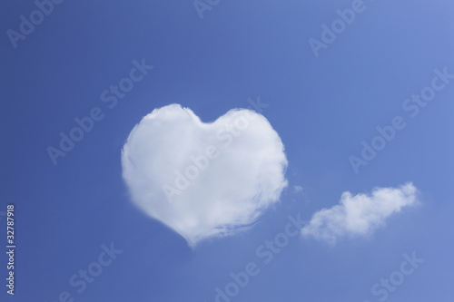 ハートの雲 Images – Browse 70 Stock Photos, Vectors, and Video