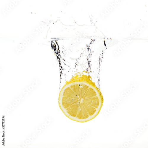 Lemon drop in water