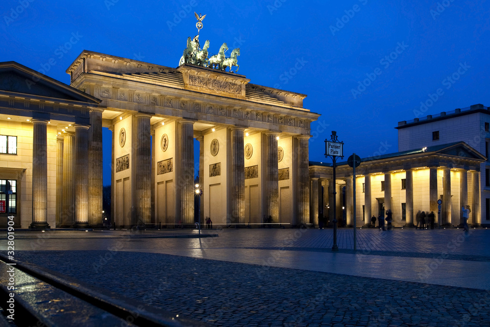 brandenburger tor, berlin, germany