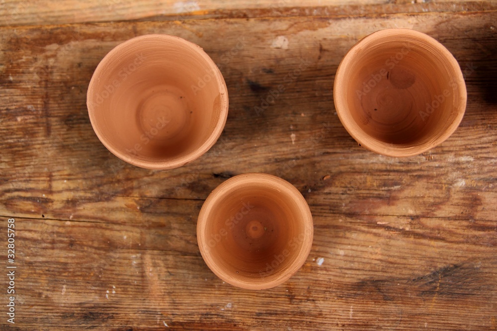 clay crafts pottery studio wood table traditional clay crafts pottery studio wood table traditional