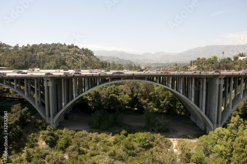 Taffic on bridge on Los Angeles freeway © malko