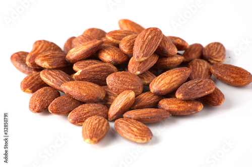 Smoked Almonds, oven roasted Almonds