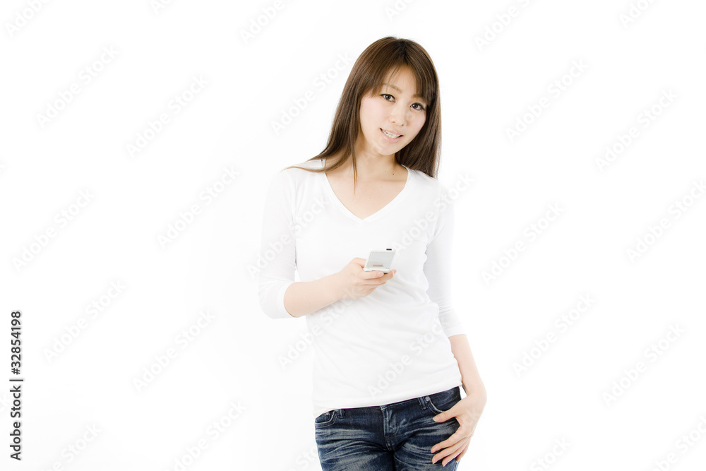 電話をかける女性 電話をかける女性