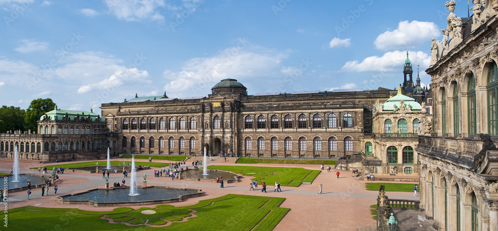 Zwinger in Dresden Panorama