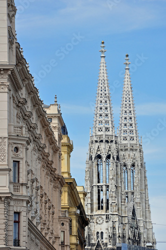 votivkirsche in wien