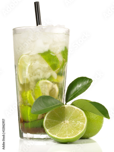 Caipirinha mit braunem Zucker