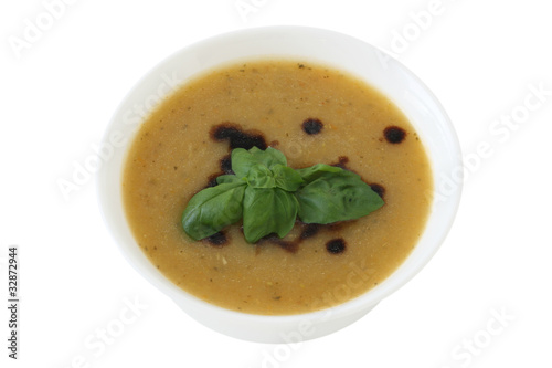 vegetable soup with basil