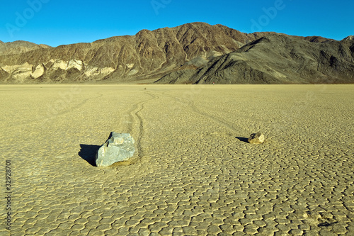 Wallpaper Mural Racetrack Playa, Death Valley National Park, California. Torontodigital.ca