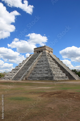 Mayan Pyramid in Chitchen Itza